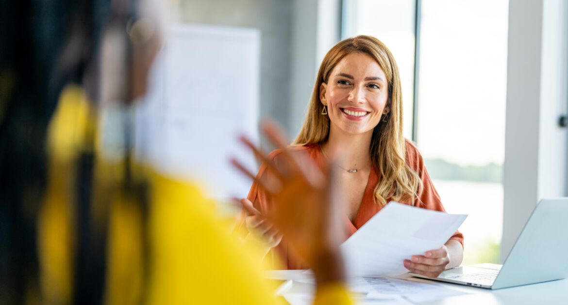 Interviewee asks questions to ask the interviewer