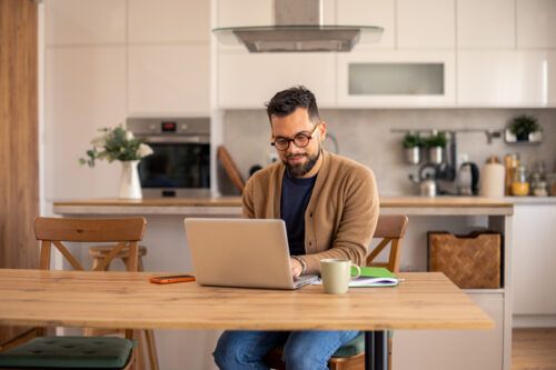 How to be productive while hybrid working